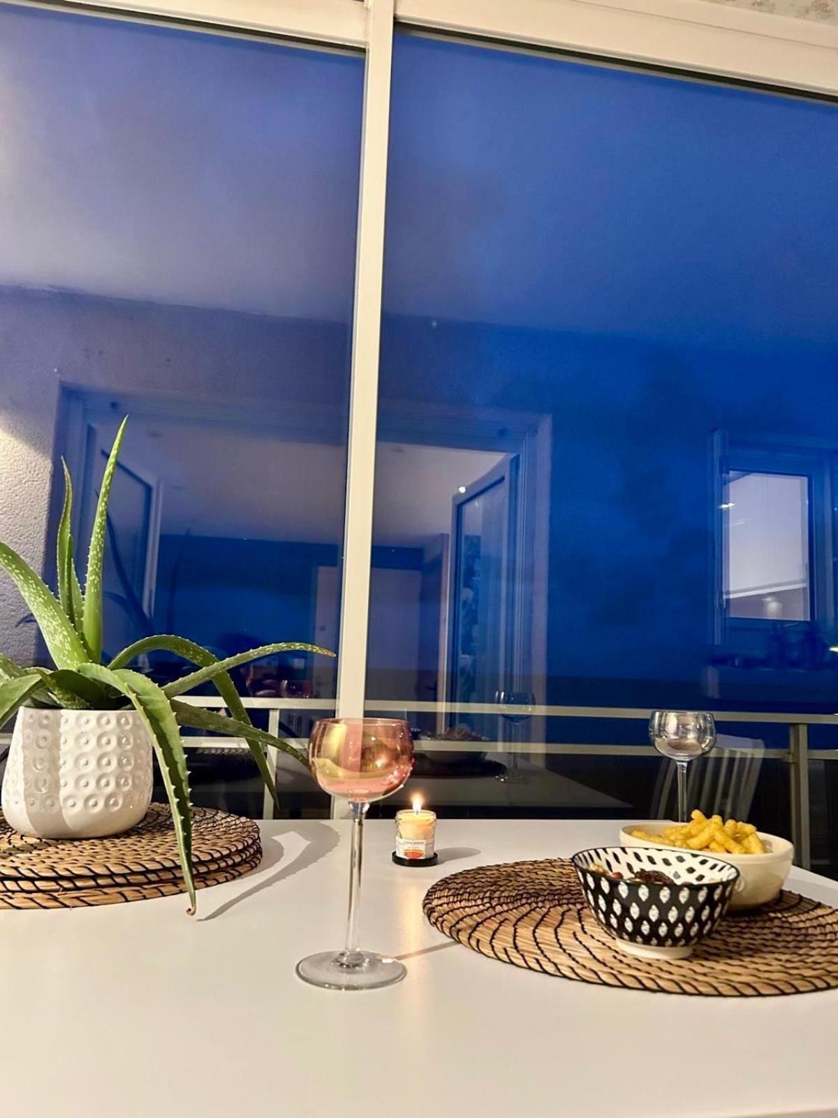 Mettons Les Voiles - Appt Vue Mer Avec Loggia Bernières-sur-Mer Exterior foto