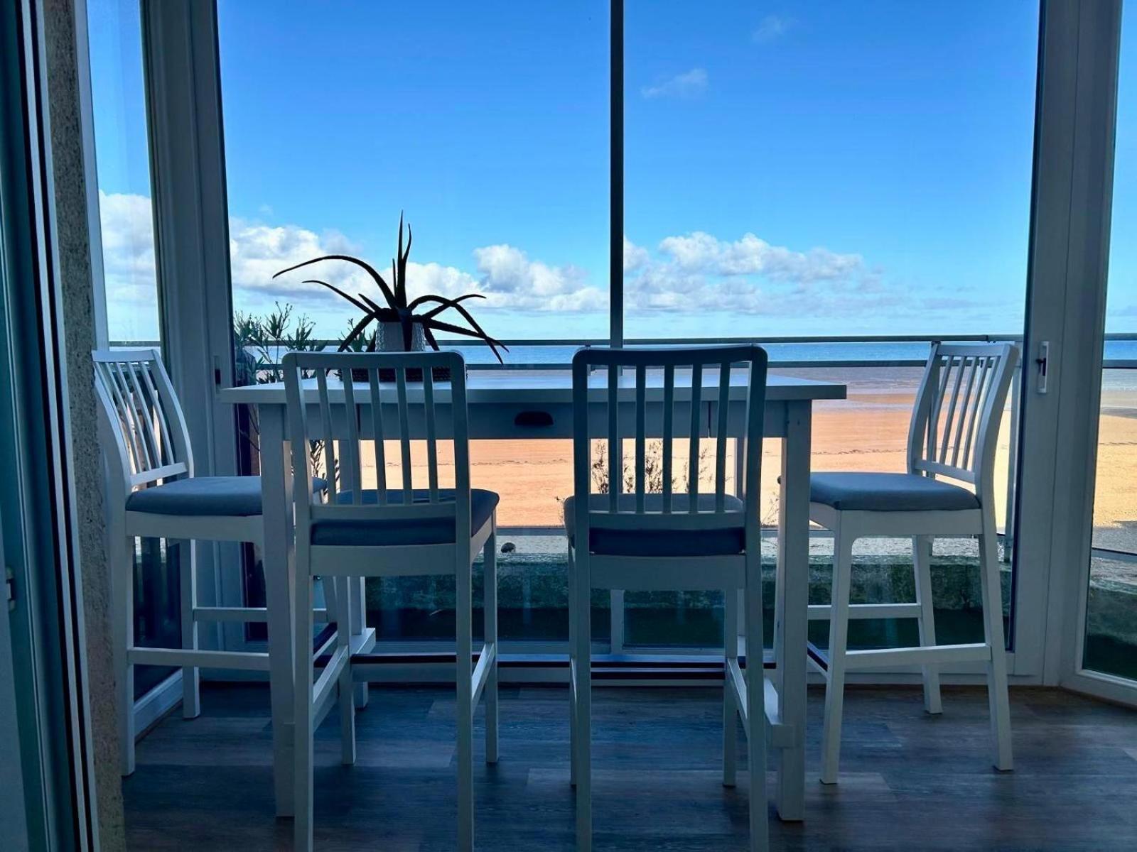 Mettons Les Voiles - Appt Vue Mer Avec Loggia Bernières-sur-Mer Exterior foto